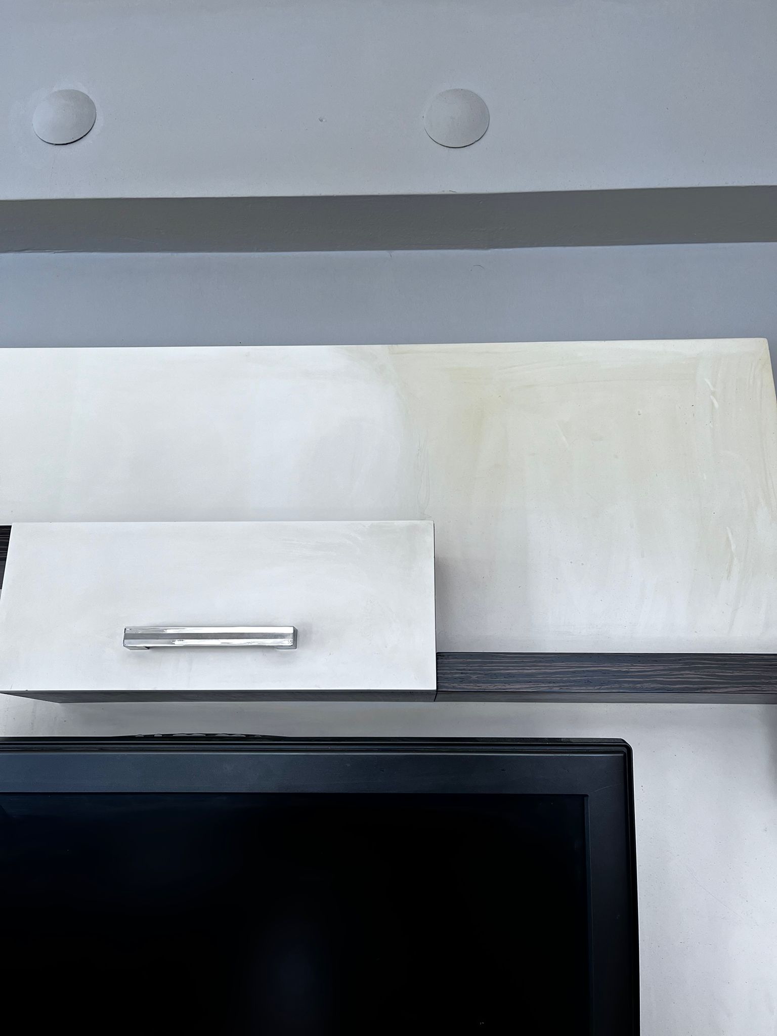 AUTO: gallery image 13